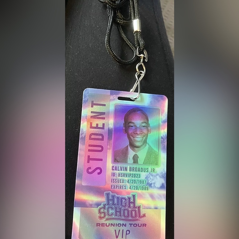 Snoop Dogg VIP Hologram Badge Lanyard 8/27/2023 Show High School Tour NEW - Picture 3 of 5